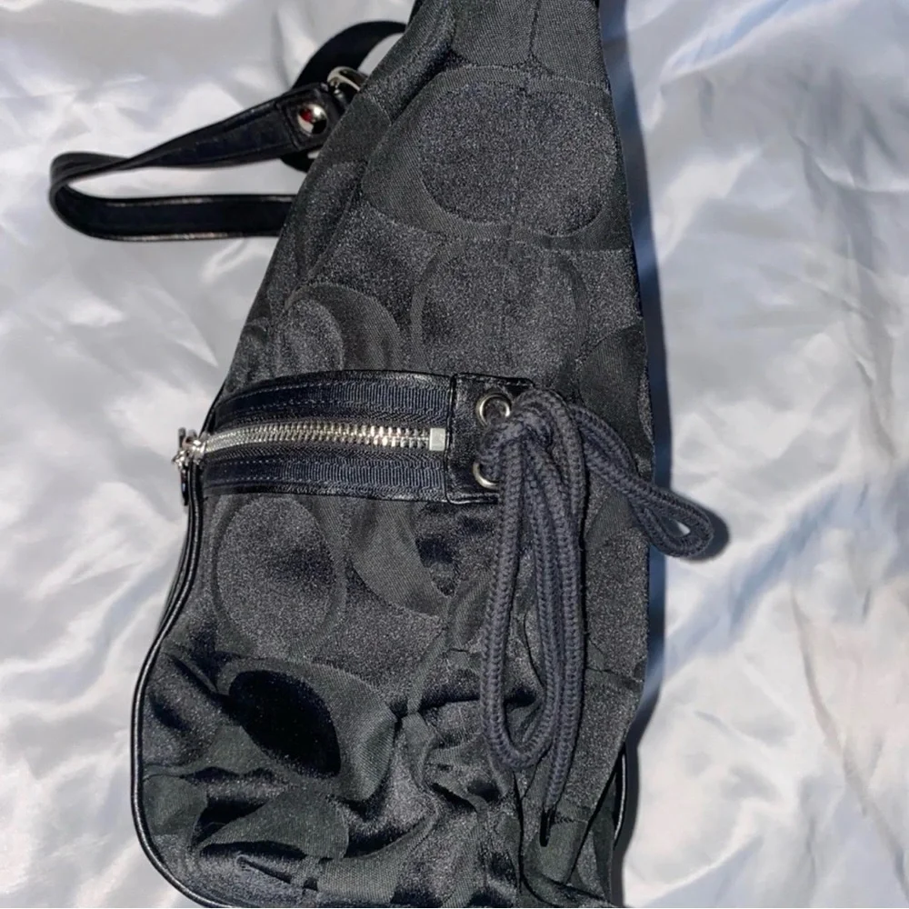 Coach Black Shoulder Bag with Silver Details - Picture 5 of 9